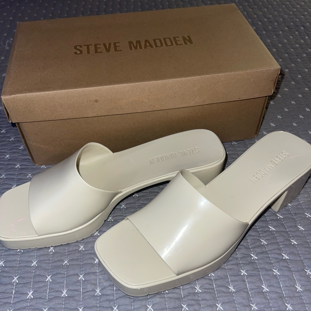 Steve Madden Harlin Off-White Heels